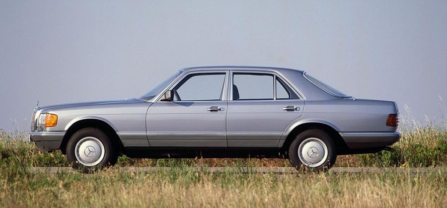  Mercedes-Benz S-Class 1980 года  (фото 9 из 37)
